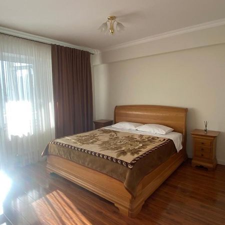 Appartement Avec 2 Chambres En Centre Ville Chisinau Eksteriør bilde