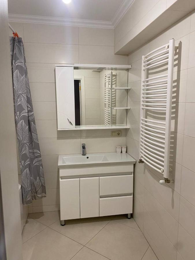 Appartement Avec 2 Chambres En Centre Ville Chisinau Eksteriør bilde