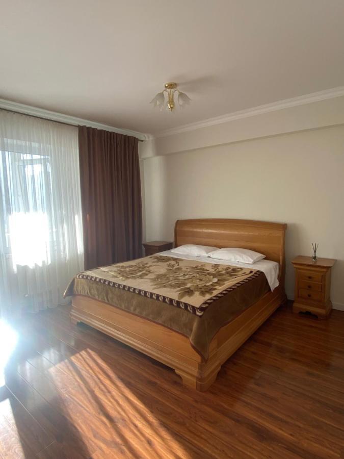 Appartement Avec 2 Chambres En Centre Ville Chisinau Eksteriør bilde